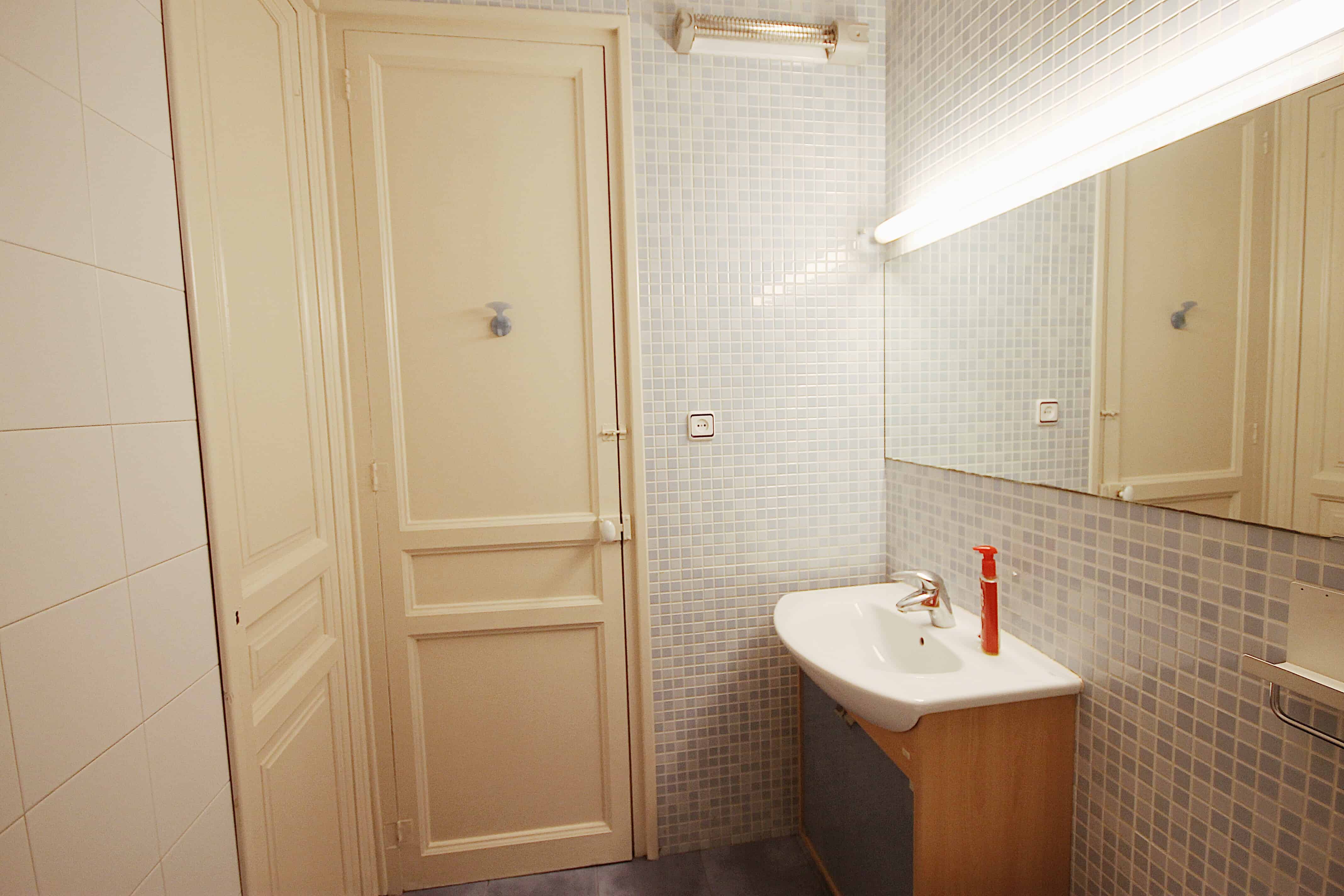 Pg. De St. Joan 163 PR-1 Gràcia, Barcelona - Barcelona, Spain - Bathroom