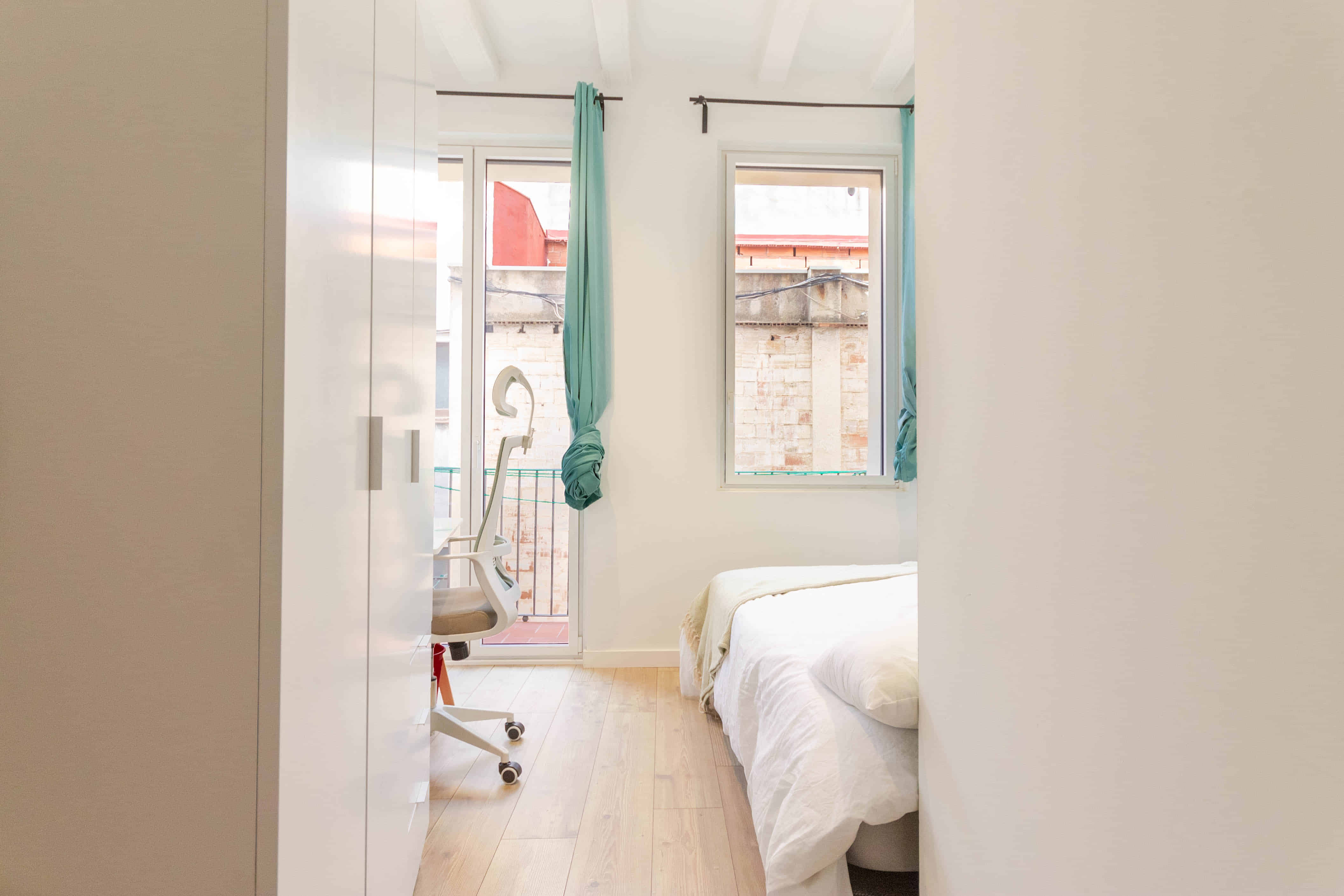 Poeta Cabanyes 14 2-2 Derecho, Barcelona - Barcelona, Spain - R0135 - Bedroom