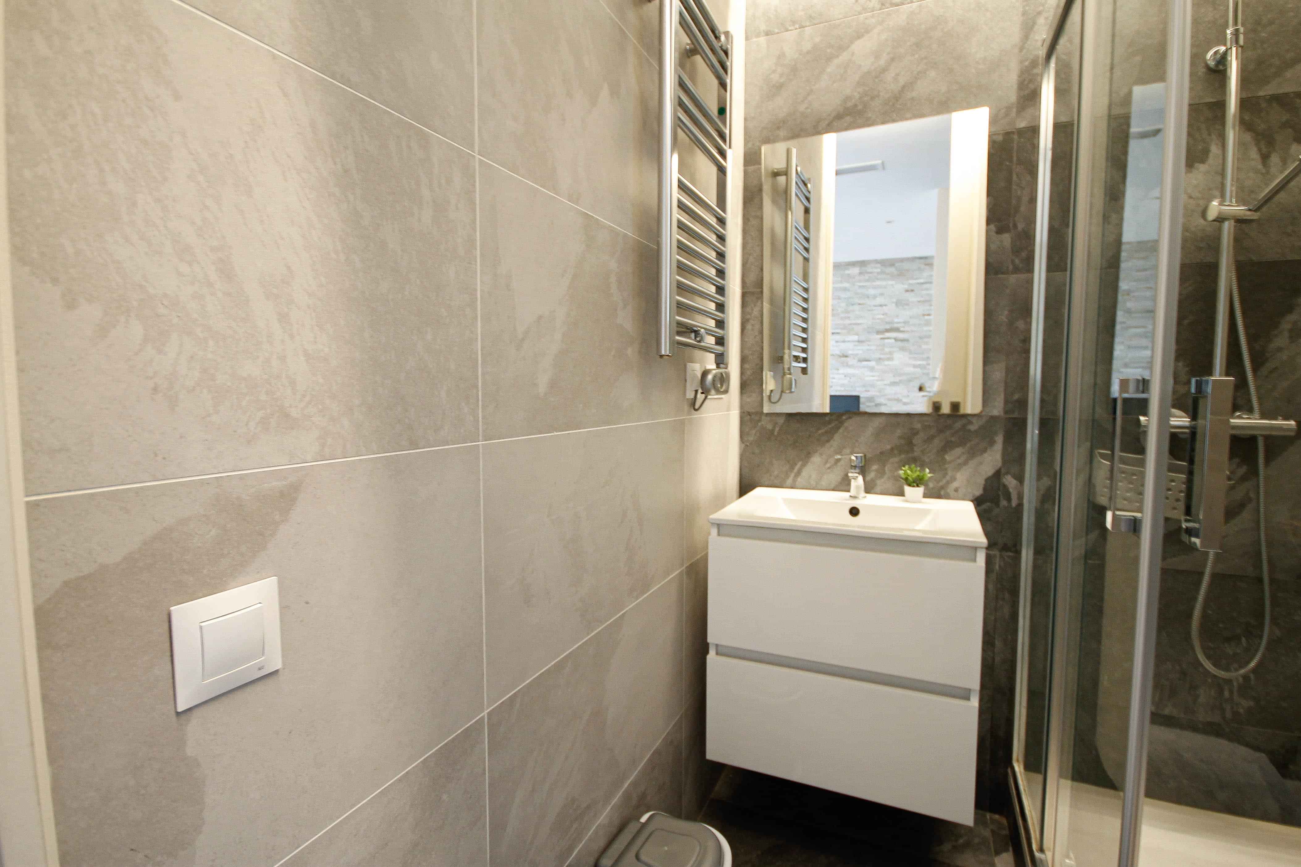 Carrer Del Comte D'urgell 160 Planta 4 L'eixample, Barcelona - Barcelona, Spain - Bathroom