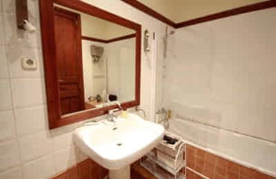 C/ Gran De Gràcia 100 1-1 Gràcia, Barcelona - Barcelona, Spain - Bathroom