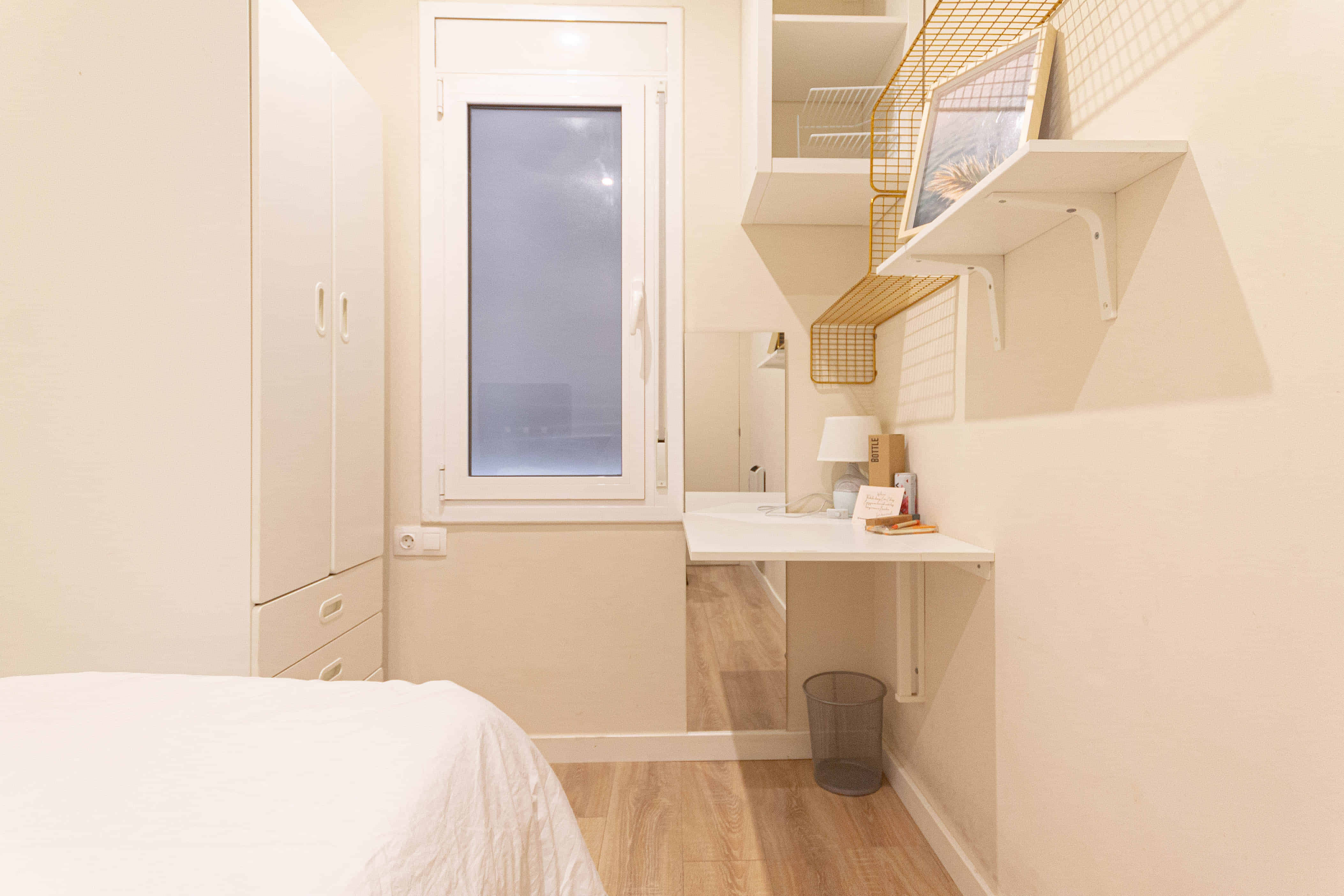 Amenities?w=400&h=260&fit=crop&q=40&auto=format&trim=auto