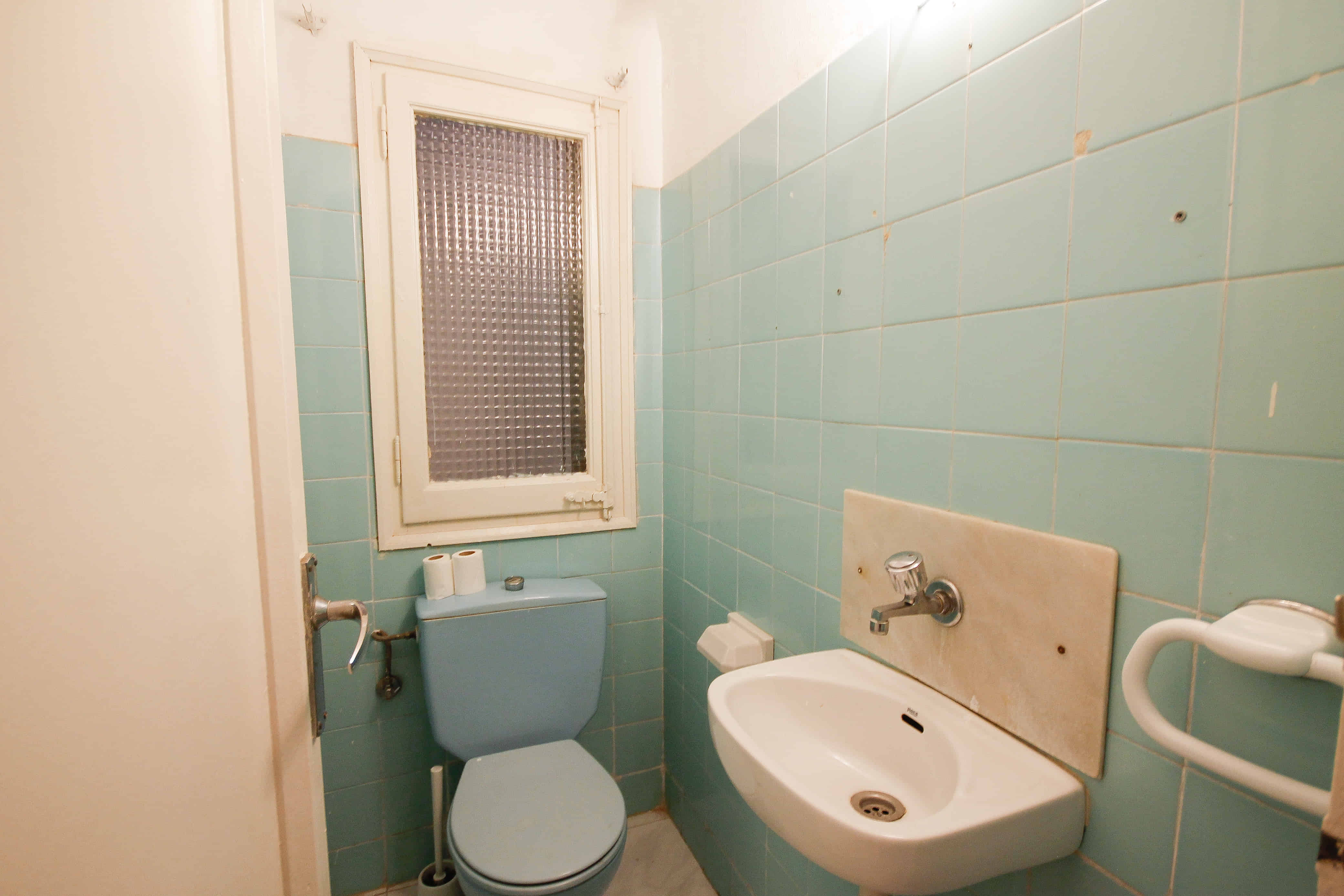 Carrer Del Cinca 4 Sant Andreu 4o, Barcelona - Barcelona, Spain - Bathroom