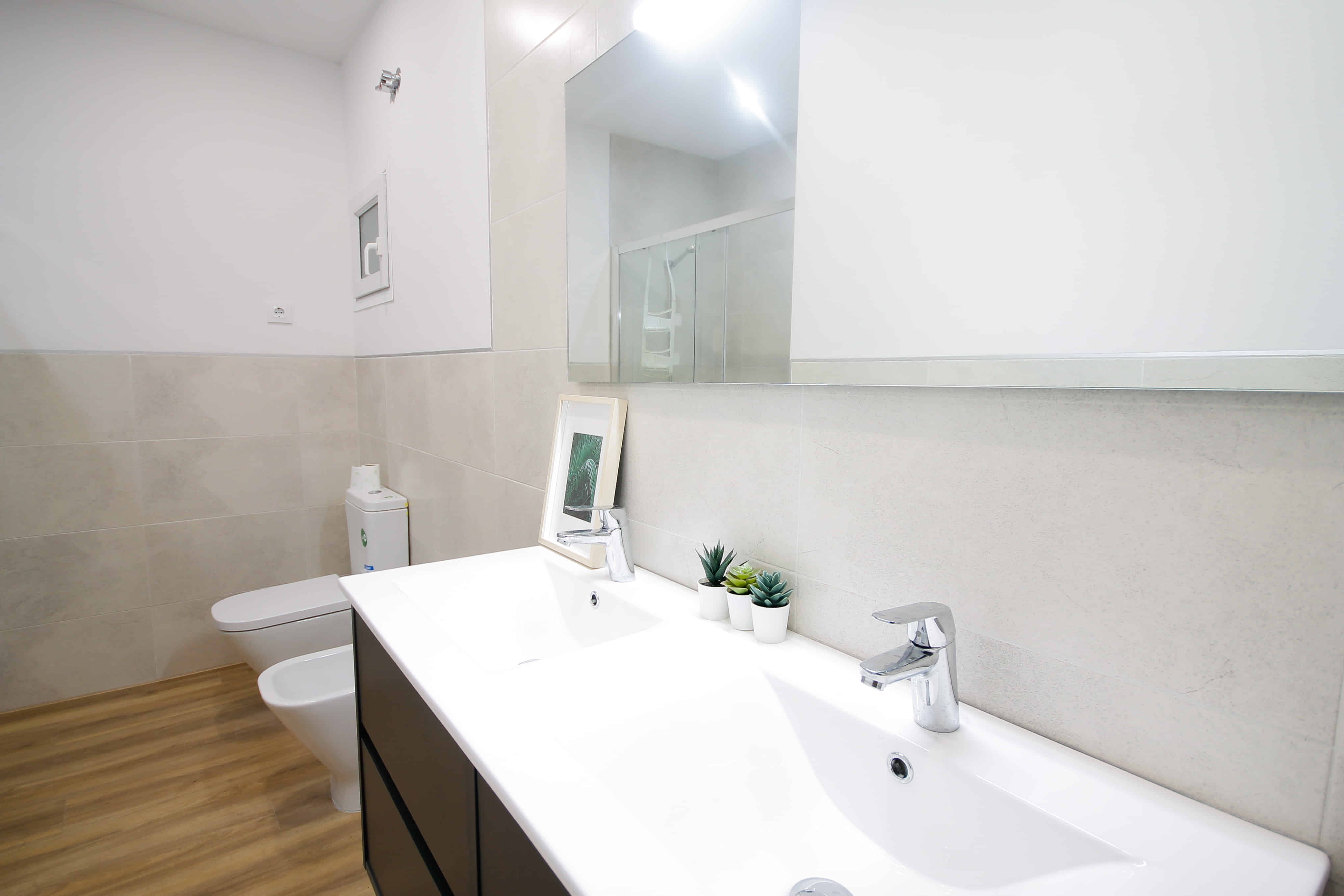 Carrer De La Riera De Sant Miquel 5 Pr-1 Gràcia, Barcelona - Barcelona, Spain - Bathroom