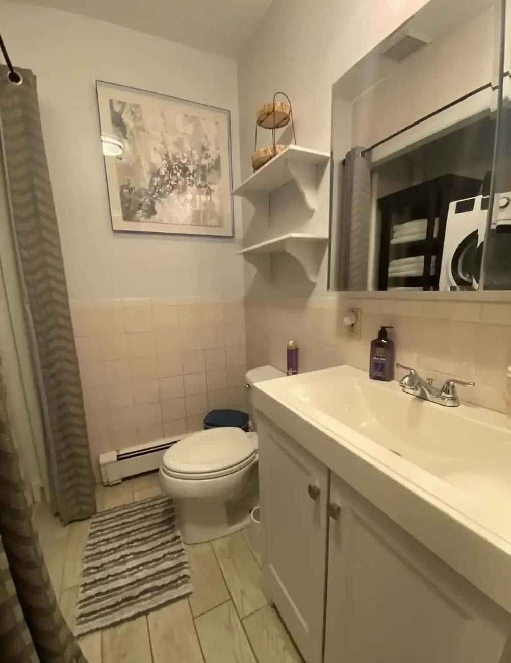 Forest Street, Boston - Boston, Massachusetts, United States - Bathroom