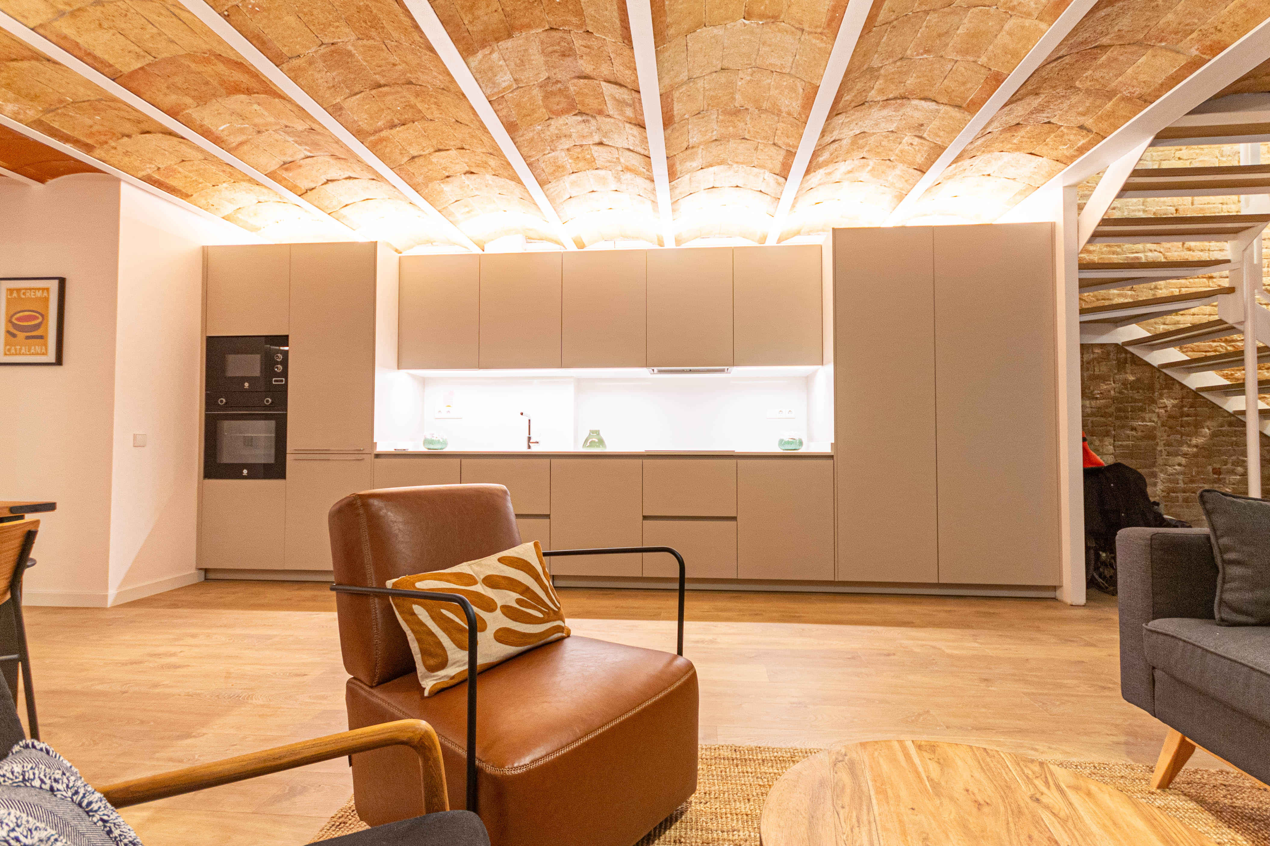 Amenities?w=400&h=260&fit=crop&q=40&auto=format&trim=auto