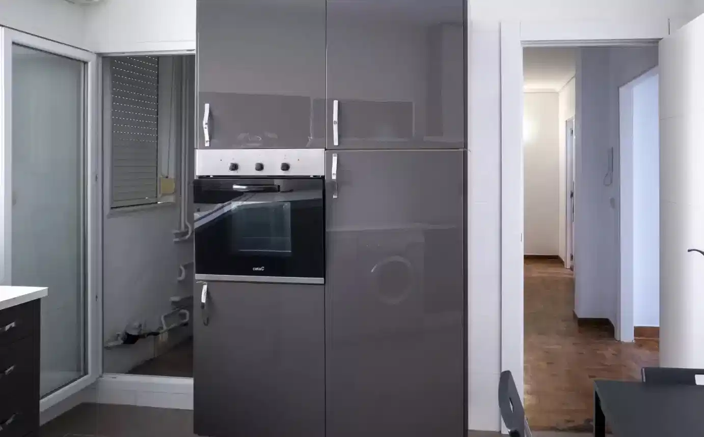 Plaza San Agustín, Valencia - Valencia, Spain - Kitchen