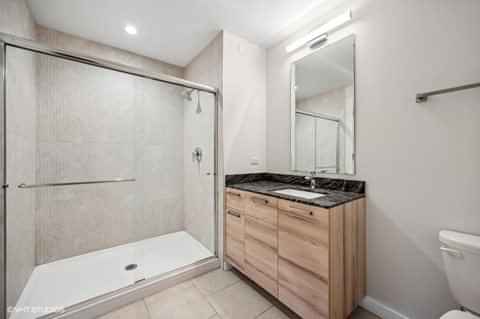 The Arcade Residences, Chicago - Chicago, Illinois, United States - Bathroom