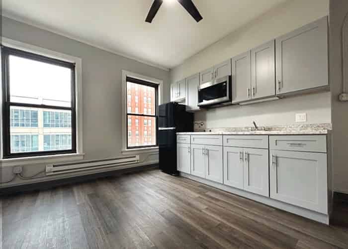 5401 South Cornell Apartments, Chicago - Chicago, Illinois, United States - Kitchen