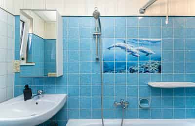 Kitchen?w=400&h=260&fit=crop&q=40&auto=format&trim=auto