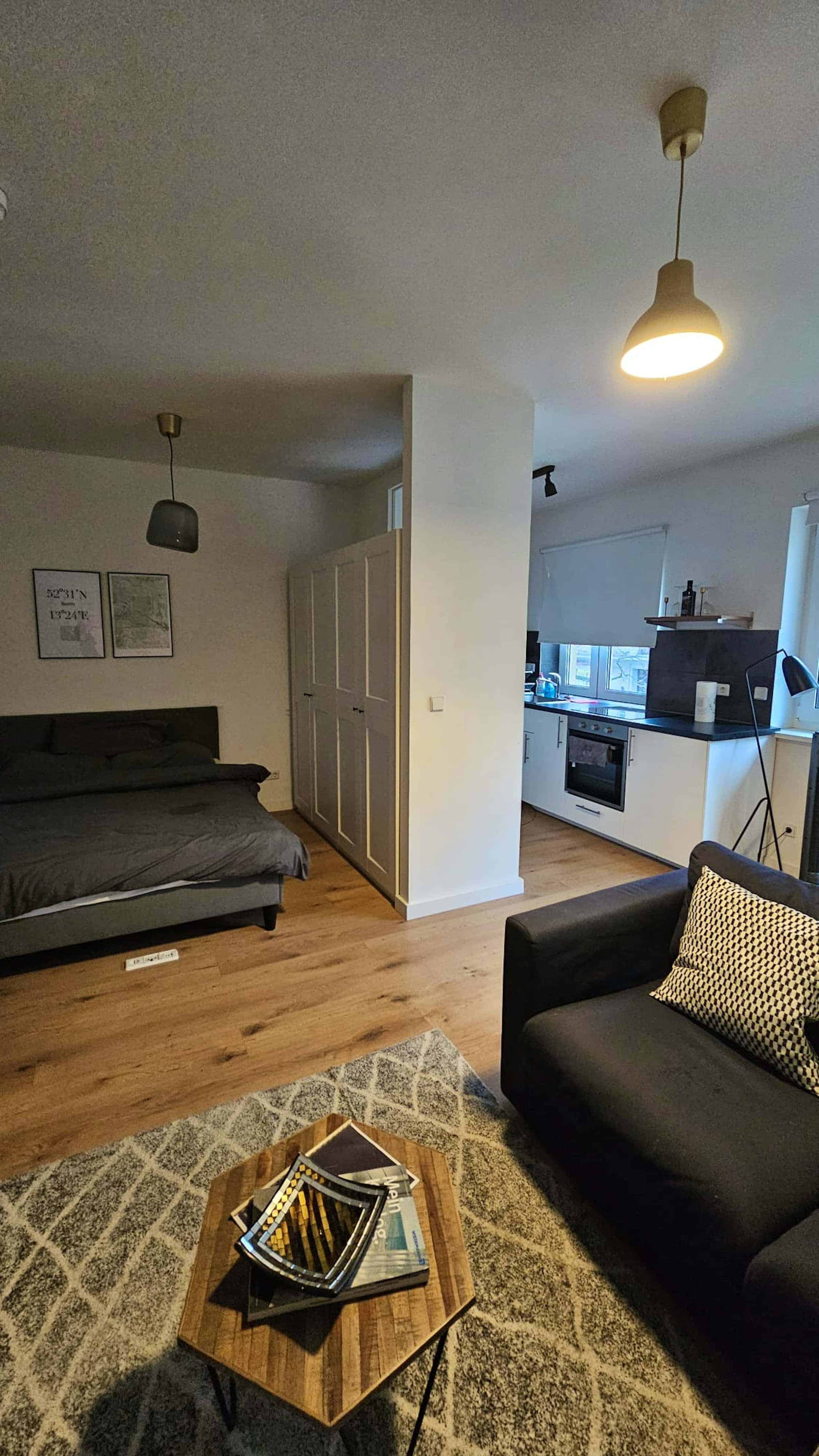 Amenities?w=400&h=260&fit=crop&q=40&auto=format&trim=auto