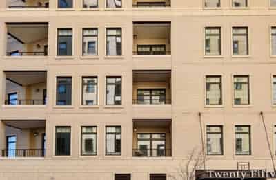 Lincoln Park on Clark, Chicago - Chicago, Illinois, United States - Exterior