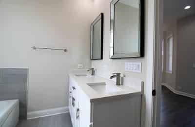 Kitchen?w=400&h=260&fit=crop&q=40&auto=format&trim=auto