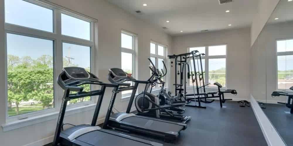 Highwood Station 246, Chicago - Chicago, Illinois, United States - Amenities