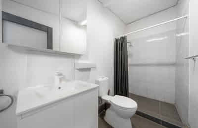 Sharesorted Petersham, Sydney - Sydney, New South Wales, Australia - Bathroom