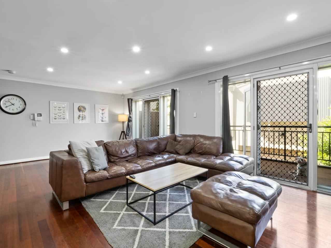 Room in a 6 Bedroom Apartment, 14/65 - 2 Crystal Street, Petersham, Sydney - Sydney, New South Wales, Australia - Common Area