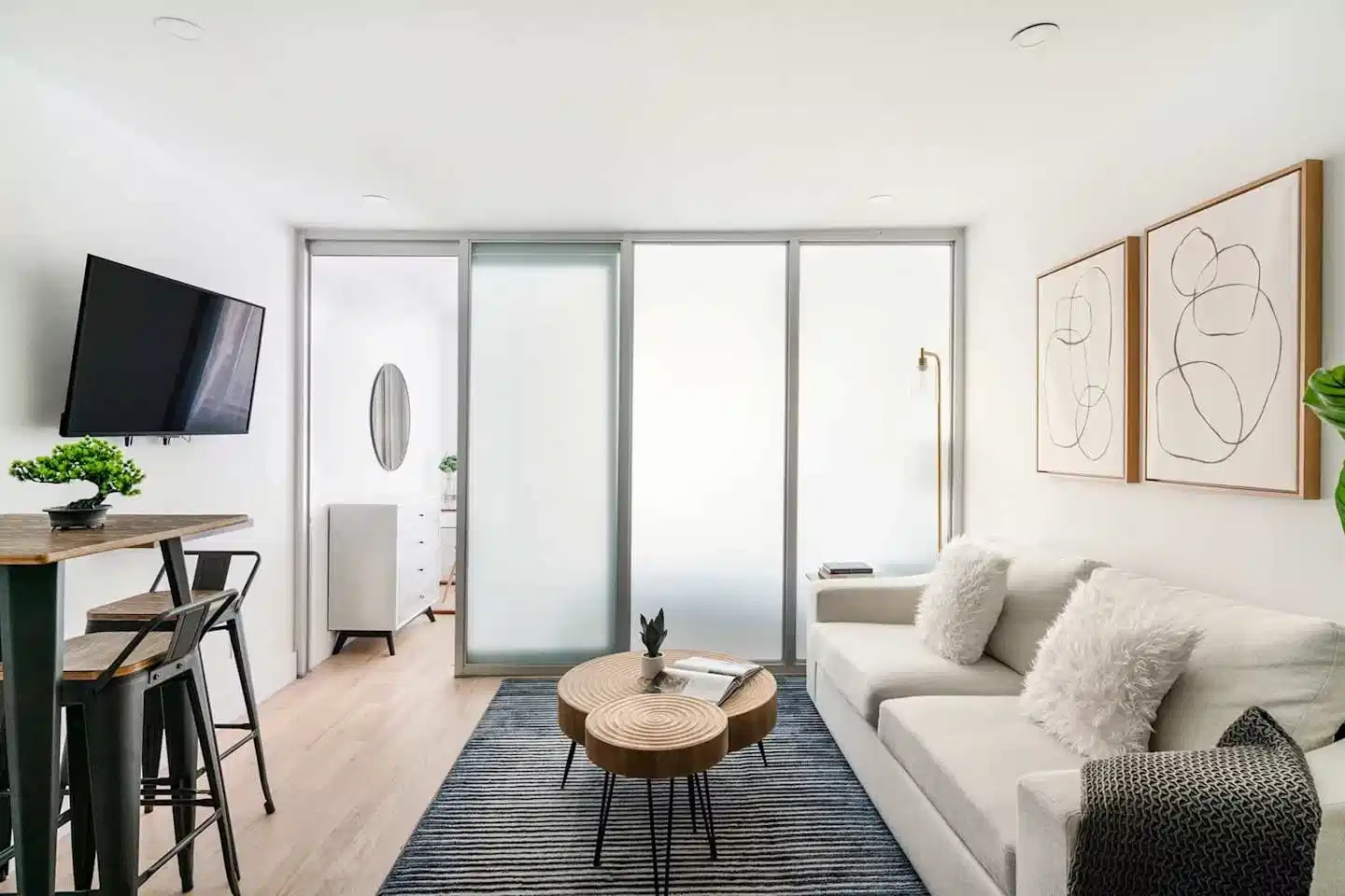 Urban 809, New York 5