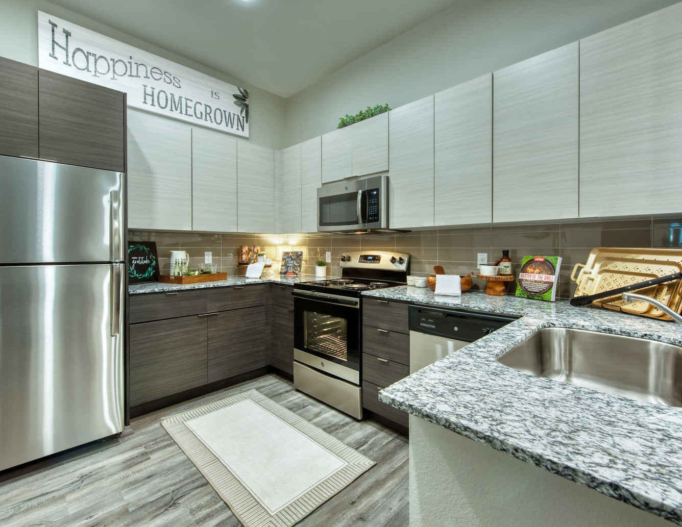 Metro 101 Apartments, Tempe - Tempe, Arizona, United States - Kitchen