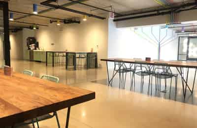 X Chicago, Chicago - Chicago, Illinois, United States - Common Area