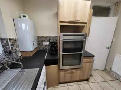 Room in a 4 Bedroom Apartment, Peckham, London  - London, England, United Kingdom - Bedroom 1 - Kitchen