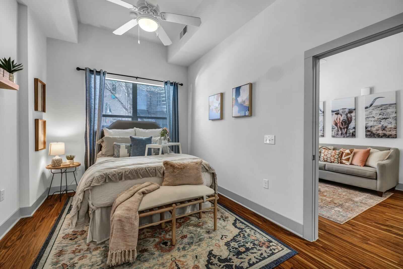 Twenty Two 15, Austin