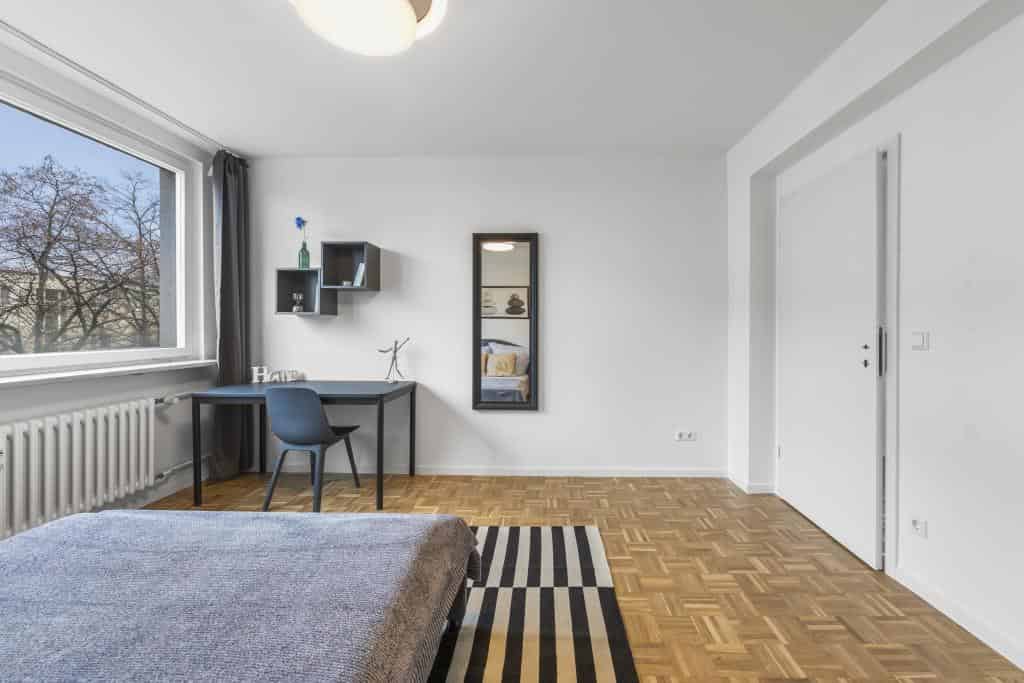 Kitchen?w=400&h=260&fit=crop&q=40&auto=format&trim=auto