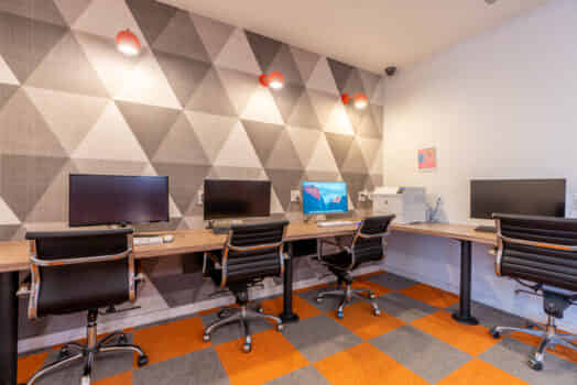 307 E Daniel, Champaign - Champaign, Illinois, United States - Amenities