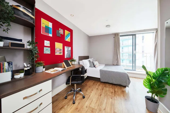 Roman House Derby Student Accommodation Amber