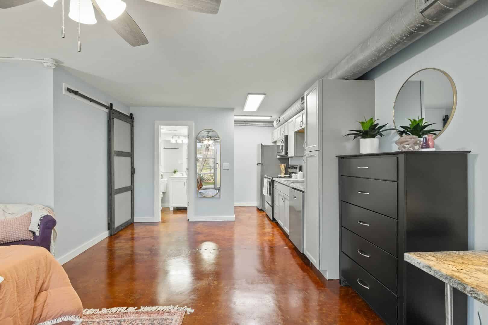 University Lofts, Tallahassee - Tallahassee, Florida, United States - Studio  - Amenities