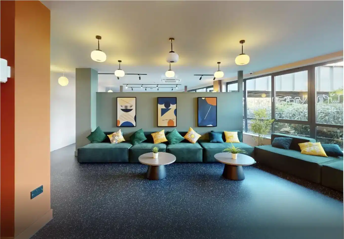 iQ Grove, Edinburgh image 8