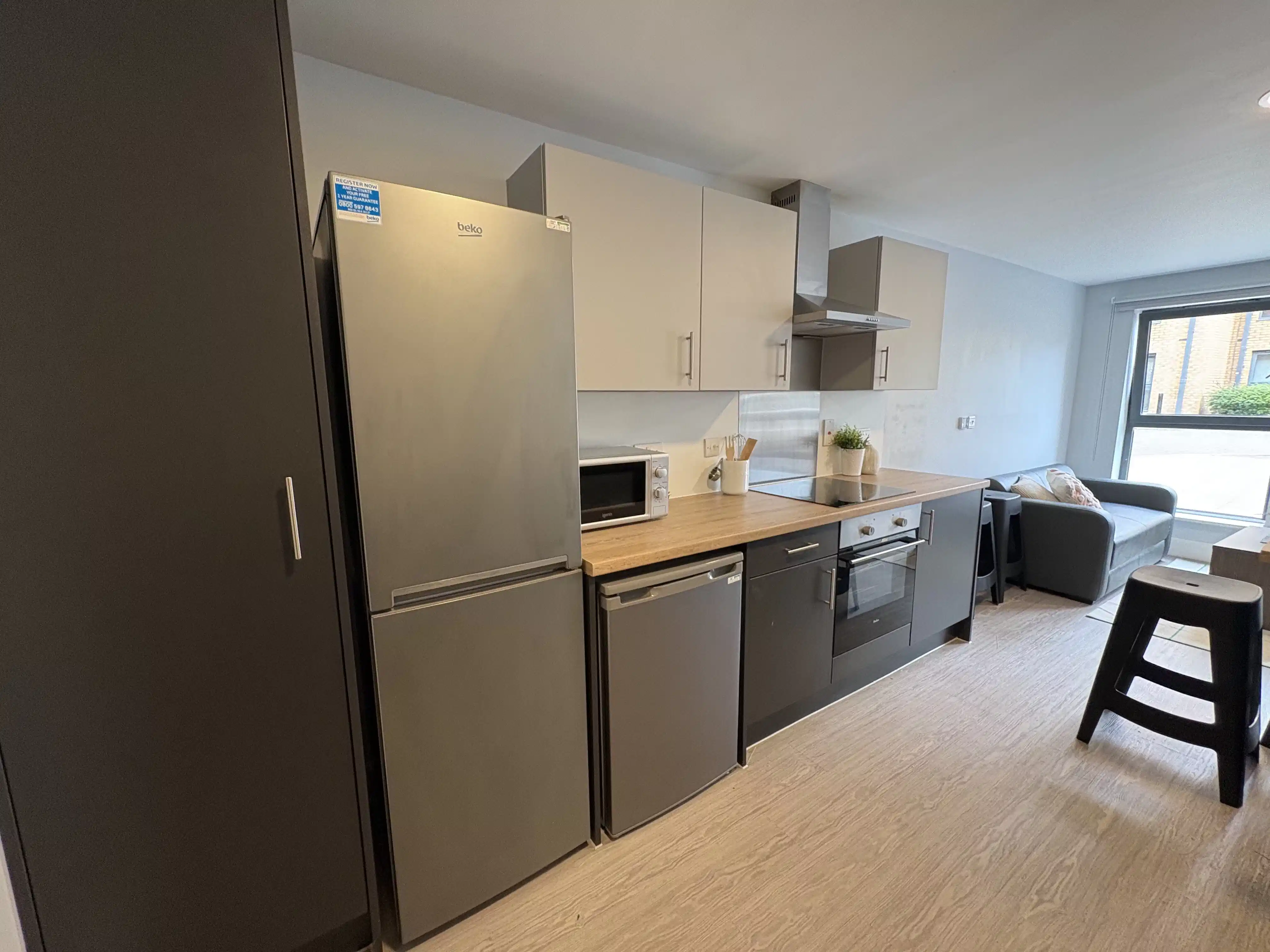 iQ Grove, Edinburgh image 42