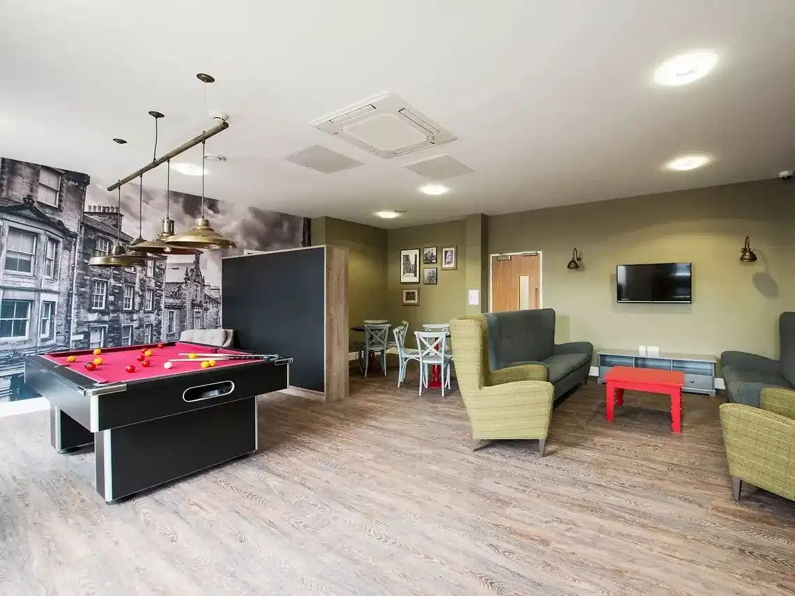 Yugo Arran House, Edinburgh 5