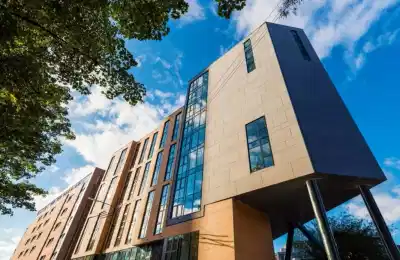 Bridge House, Glasgow - Glasgow, Scotland, United Kingdom - Exterior
