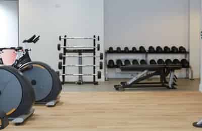 Collegelands, Glasgow - Glasgow, Scotland, United Kingdom - Amenities