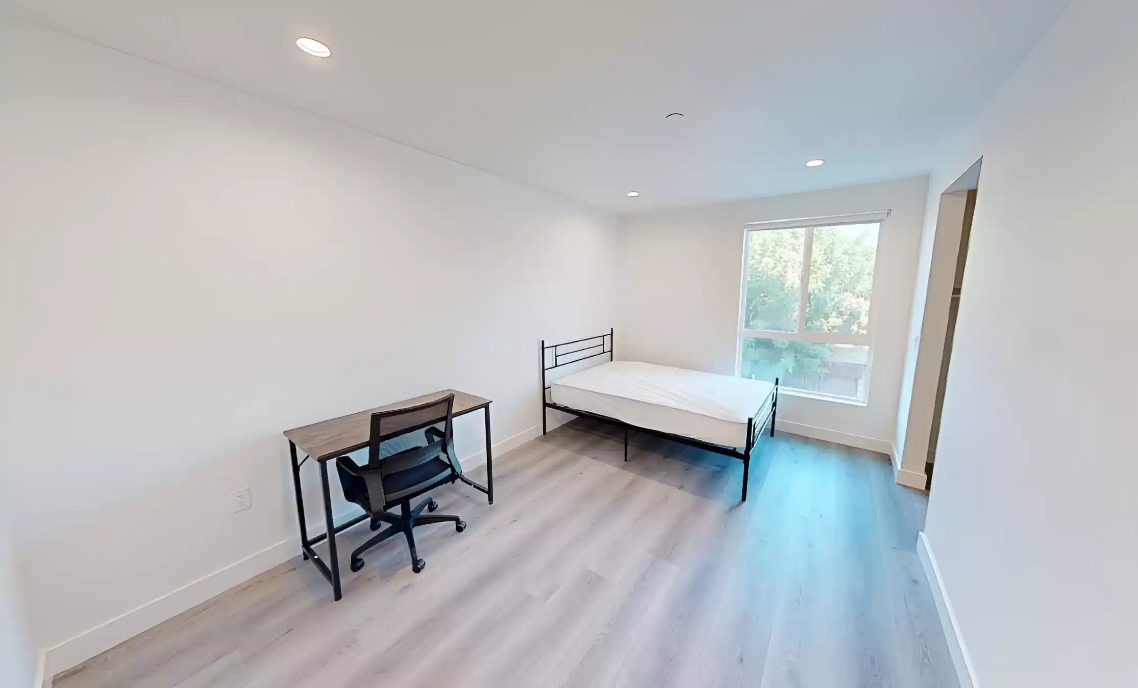 Amenities?w=400&h=260&fit=crop&q=40&auto=format&trim=auto