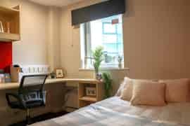 Ensuite Bronze - Ground Floor