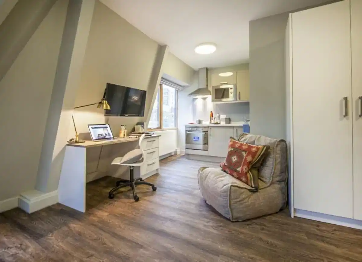 Halsmere Studios, London - London, England, United Kingdom - Common Area