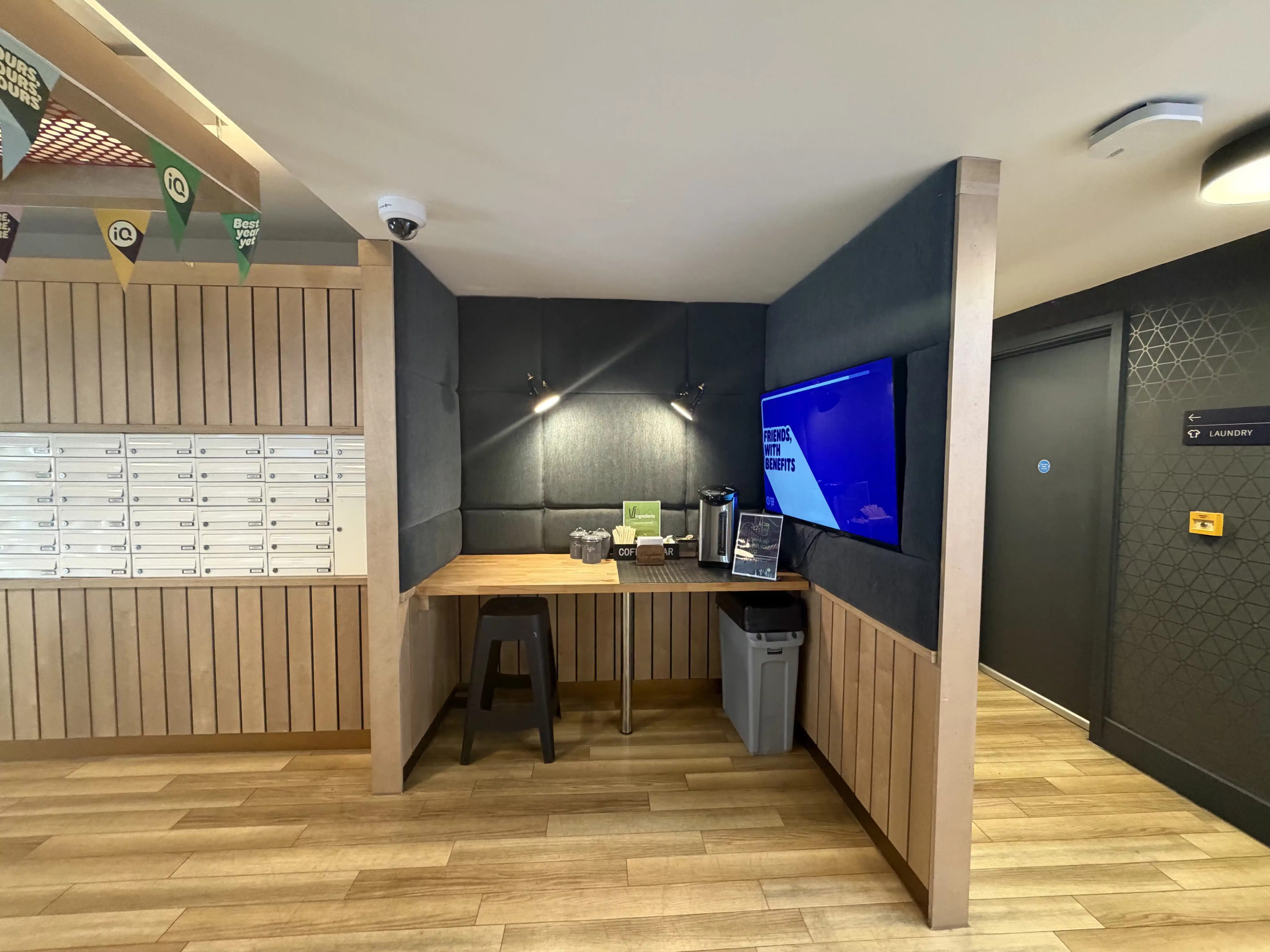 iQ Magenta House, London image 25