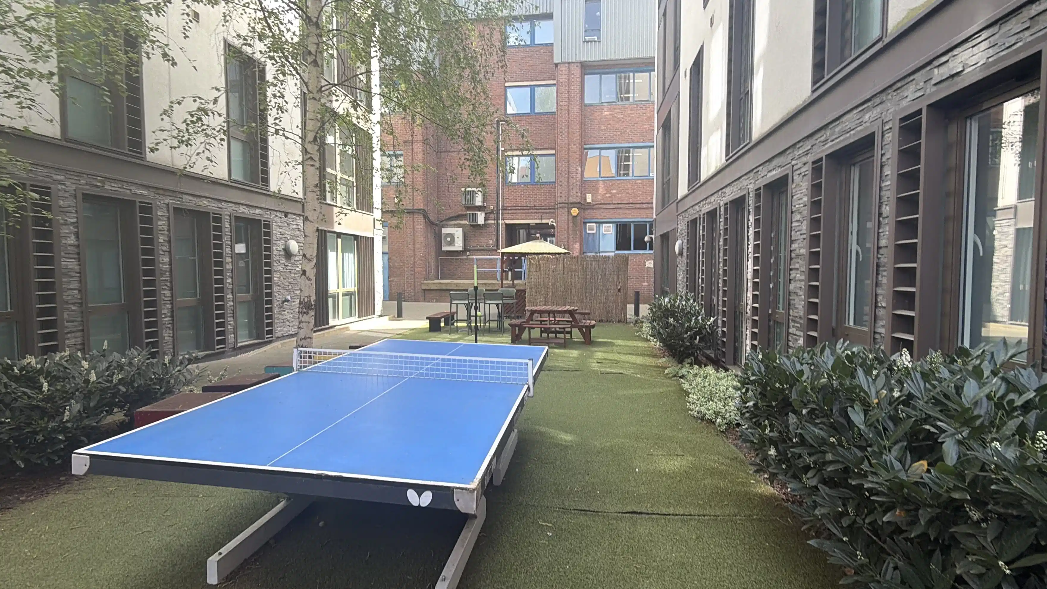 iQ Magenta House, London image 17