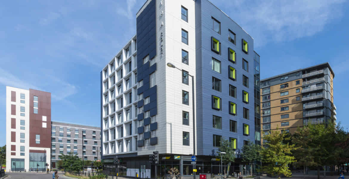 The Lyra, London 3