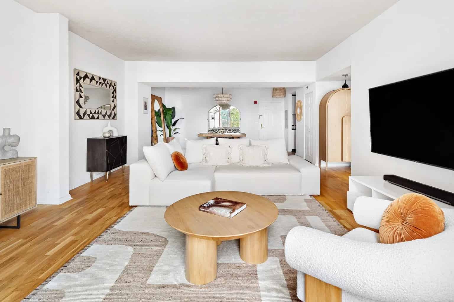 The North Constitution, New York 5