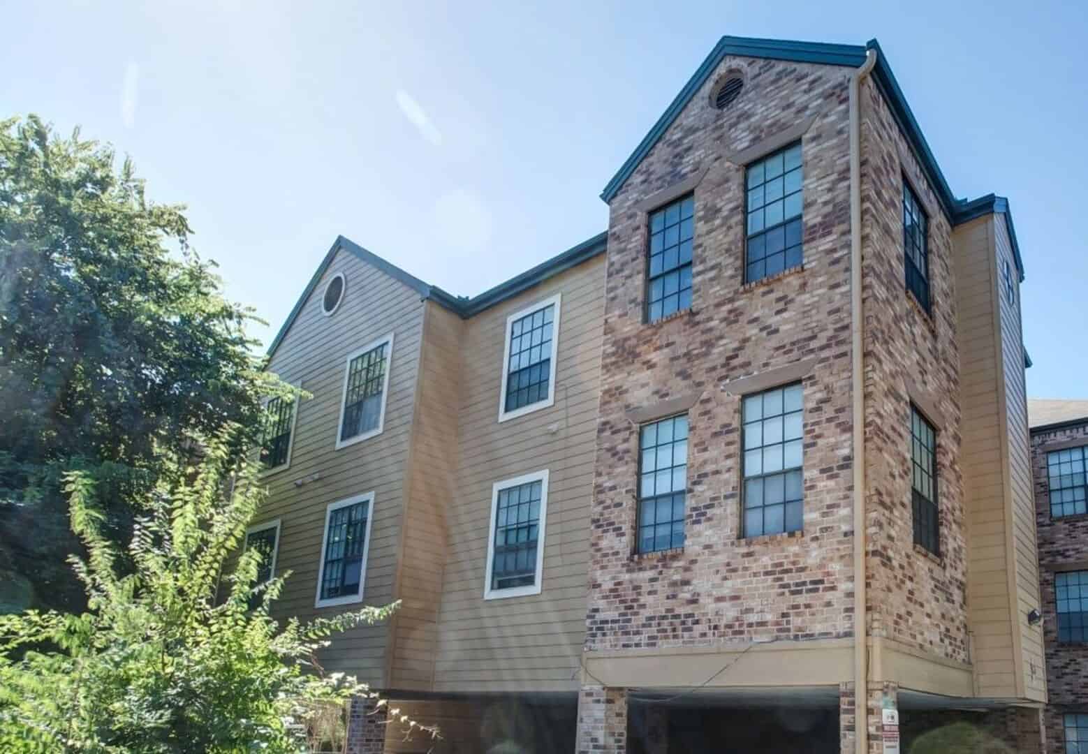 Vanderbilt Condominiums, Austin - Austin, Texas, United States - Exterior