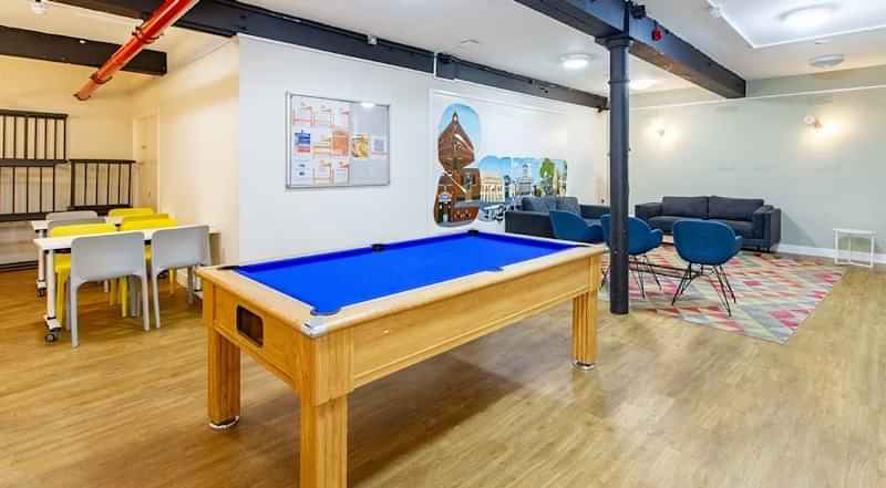 Nottingham Square, Nottingham  - Nottingham, England, United Kingdom - Amenities