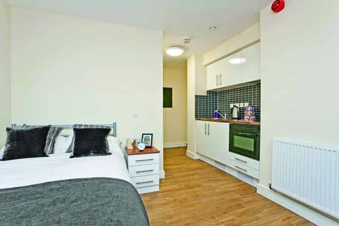 Nottingham Square, Nottingham  - Nottingham, England, United Kingdom - Bedroom