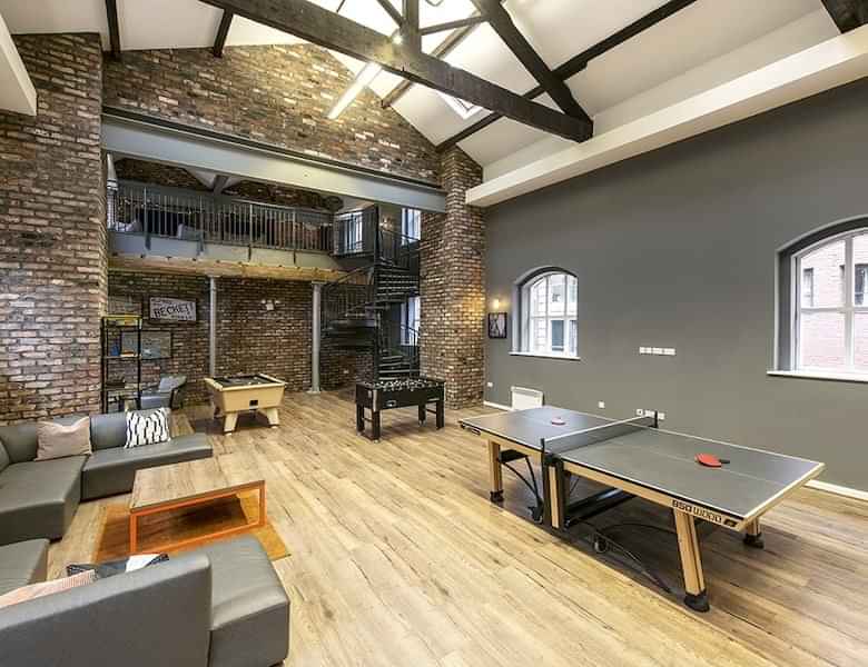 Sheffield 3, Sheffield - Sheffield, England, United Kingdom - Amenities