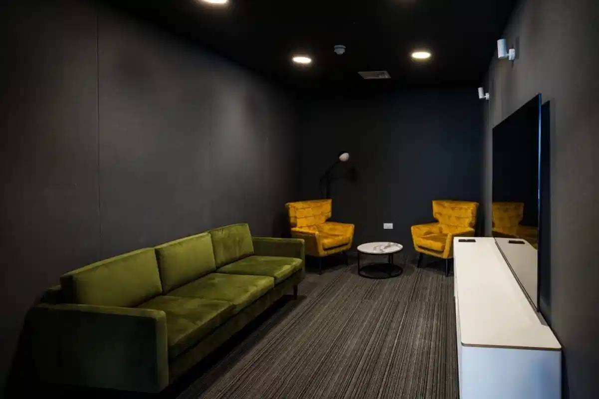 Unilife High Street, Southampton - Southampton, England, United Kingdom - Amenities