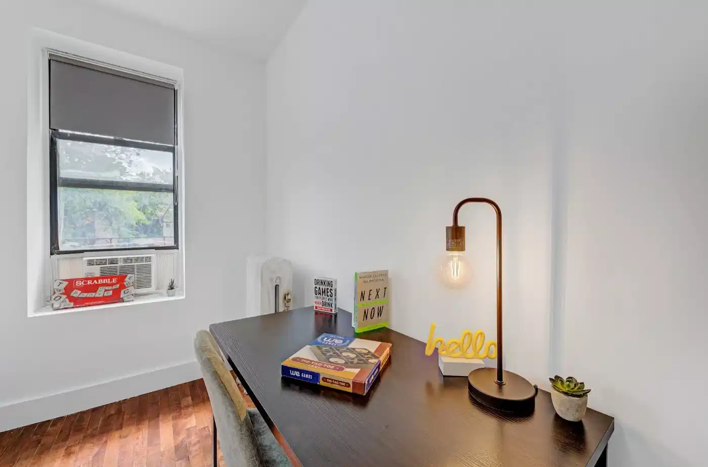 Standard Small - Bedroom?w=400&h=260&fit=crop&q=40&auto=format&trim=auto