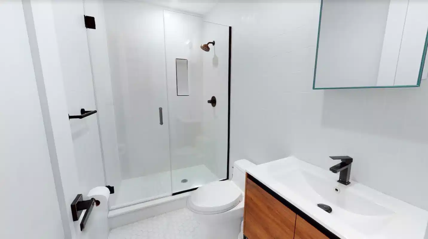 Exterior?w=400&h=260&fit=crop&q=40&auto=format&trim=auto