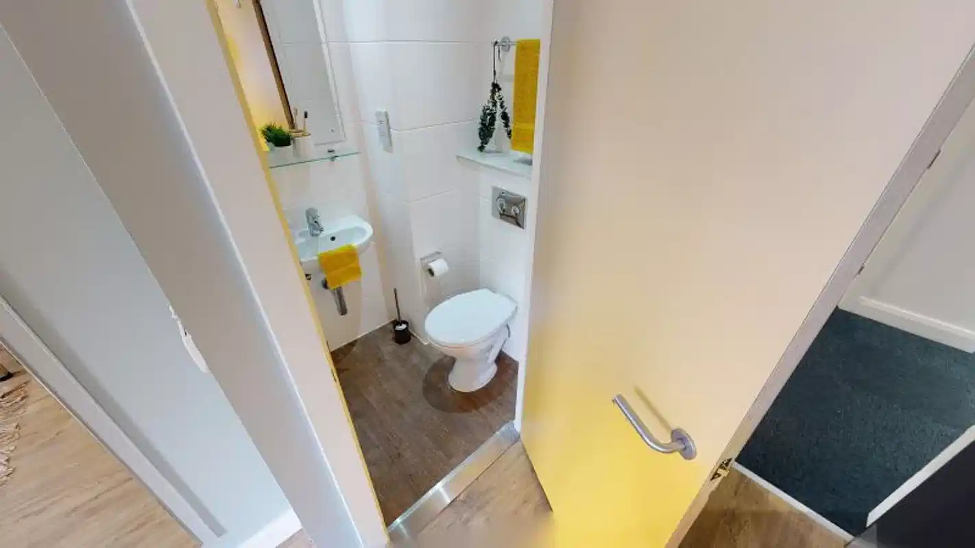 Common Area?w=400&h=260&fit=crop&q=40&auto=format&trim=auto