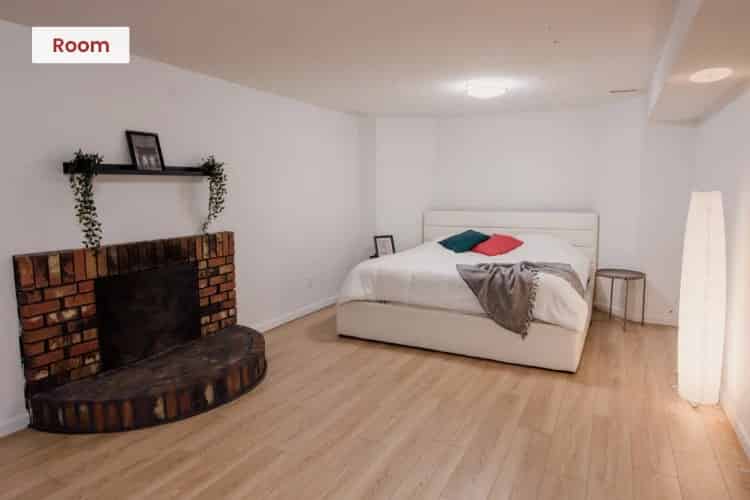 Bedroom?w=400&h=260&fit=crop&q=40&auto=format&trim=auto