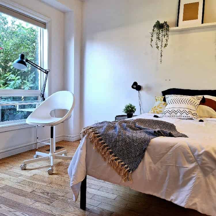 Mariner Dr, Waterloo - Waterloo, Ontario, Canada - Acadia Room - Bedroom